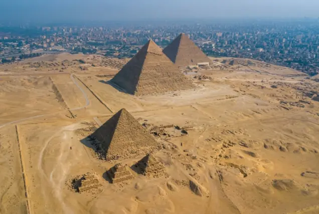 Private Cairo Day Tour: Pyramids, Grand Egyptian Museum & Khan El Khalili